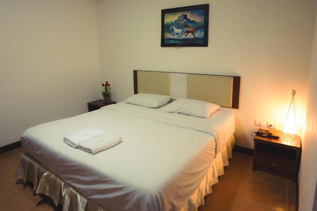 The Residence Hotel -Sha Extra Plus Чиангмай Экстерьер фото